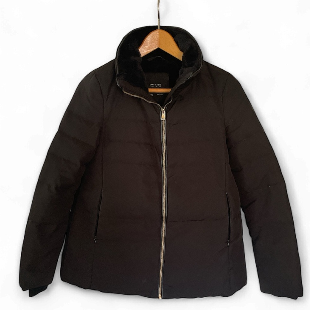 Zara Women’s Black Puffer Jacket